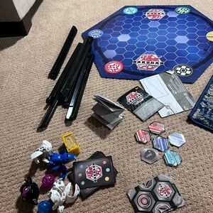 Bakugan Battle Arena Set with Multicolor Figures